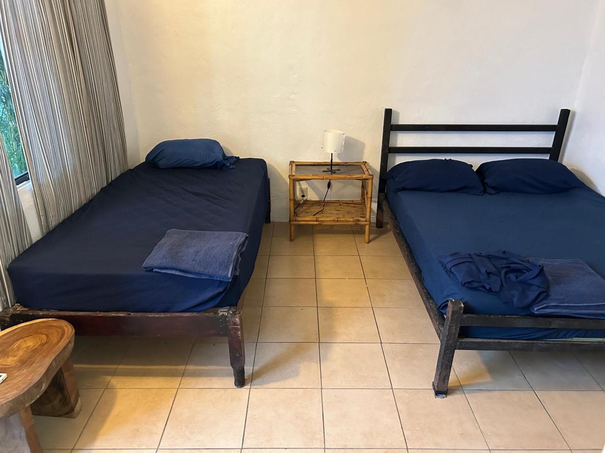 Pura Vida Hostel Тамариндо Екстериор снимка