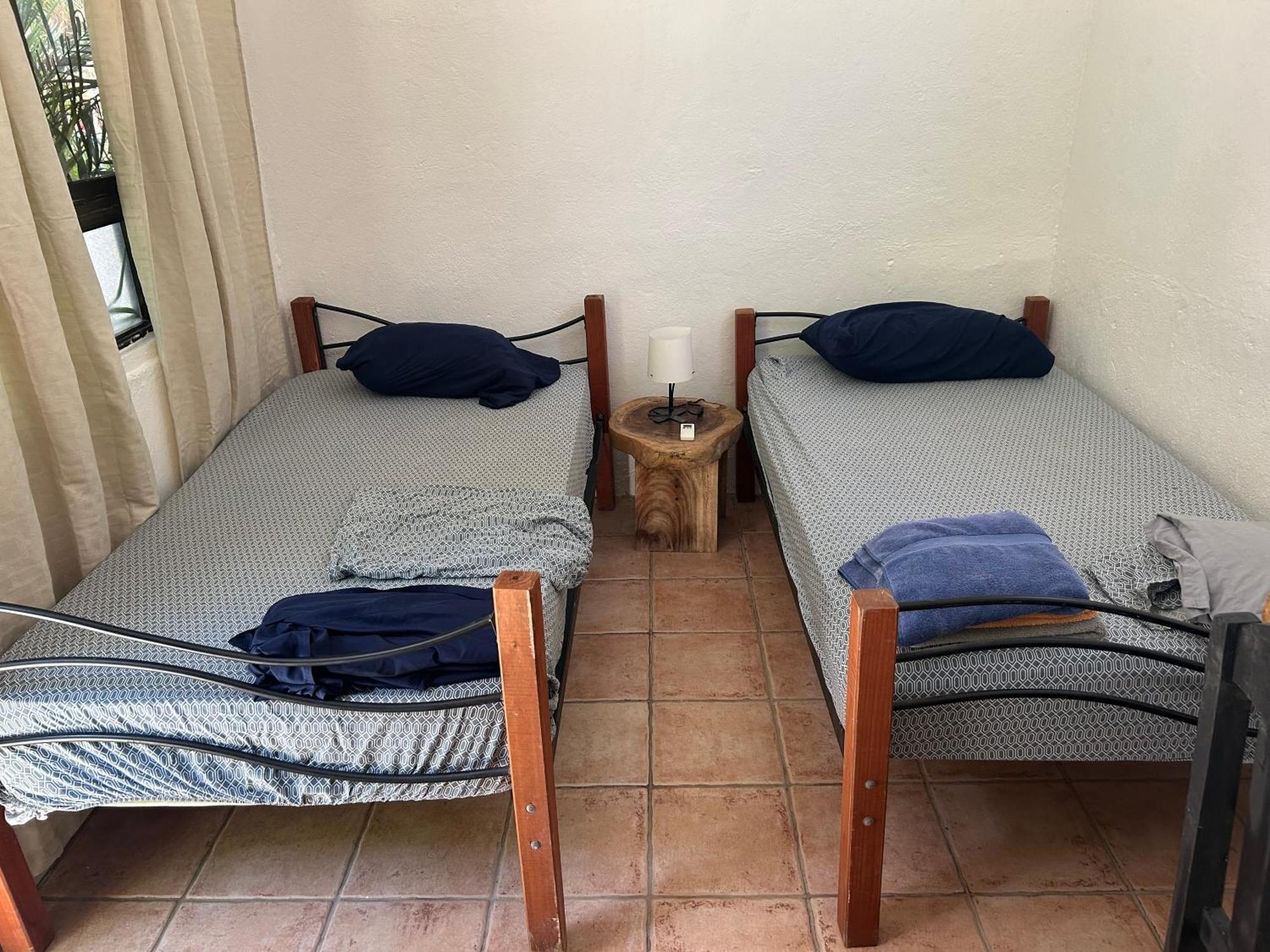 Pura Vida Hostel Тамариндо Екстериор снимка