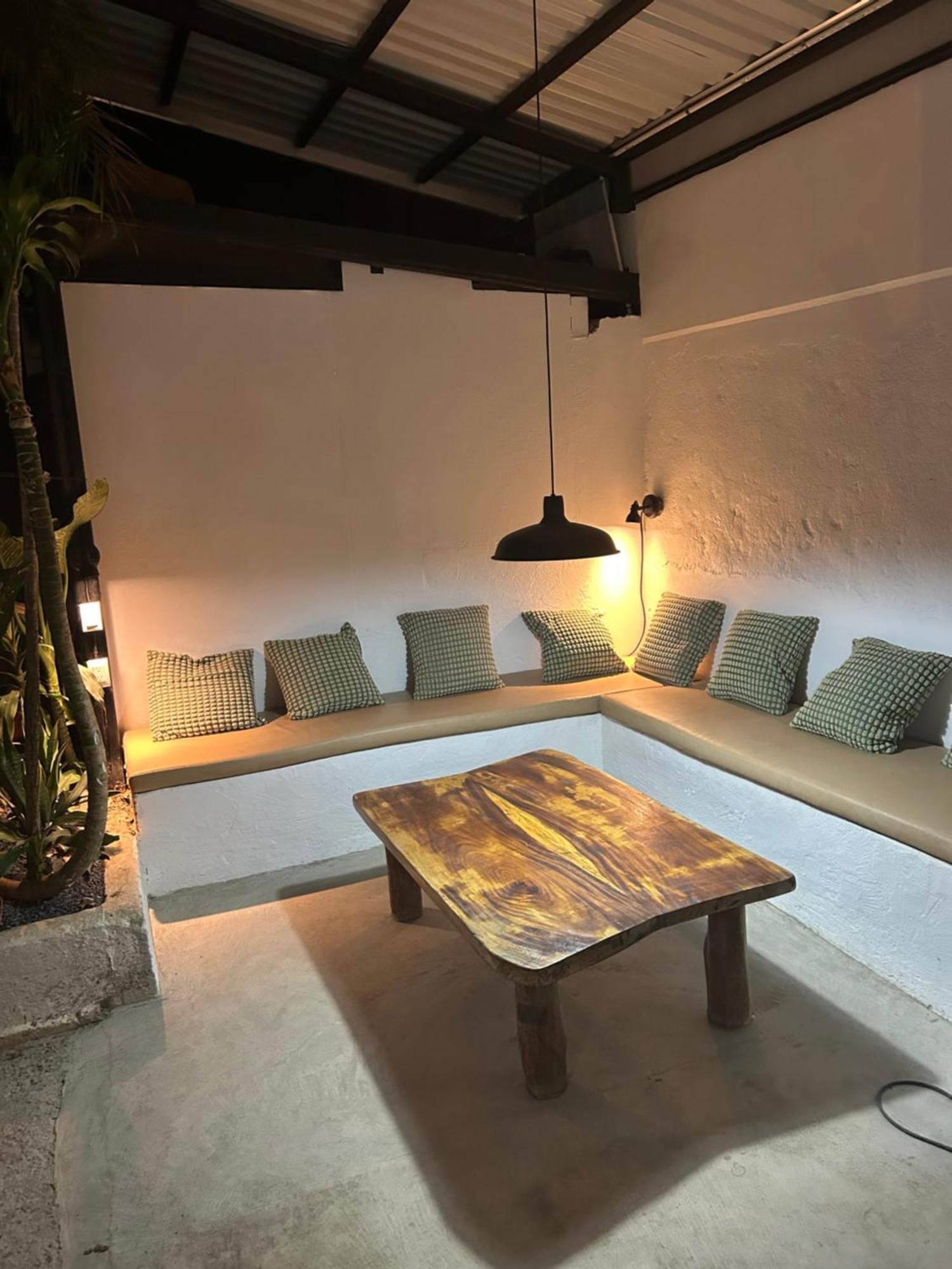 Pura Vida Hostel Тамариндо Екстериор снимка